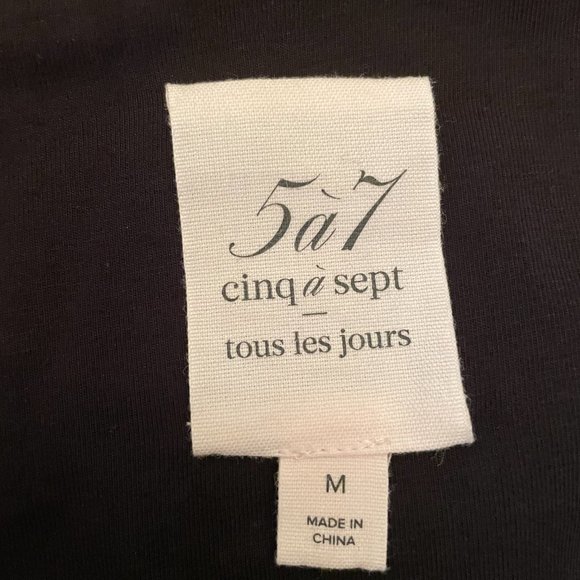 NWOT Designer 5 a 7 Cinq a Sept Black Top Women's Size M - Picture 4 of 4